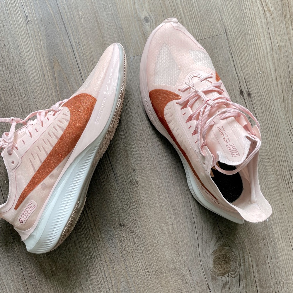 Nike Zoom Gravity Pink training shoes size 11